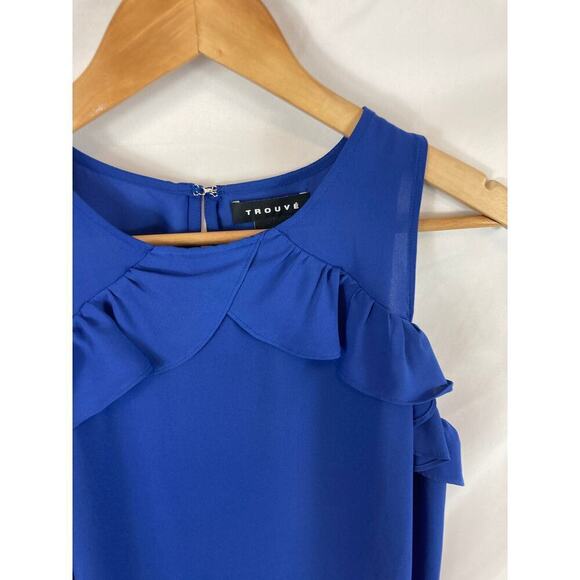 TROUVE Ruffle Cold Shoulder Top In Blue Marine size XS - Picture 3 of 7